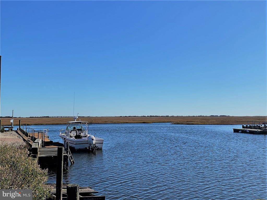 138 Sail Drive - Photo 1