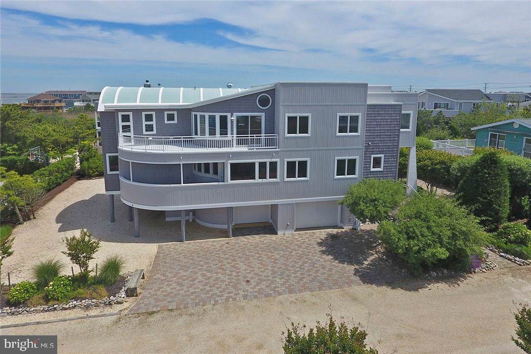 1126-D Long Beach Blvd - Photo 1