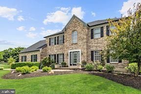 203 Pond Road - Photo 1