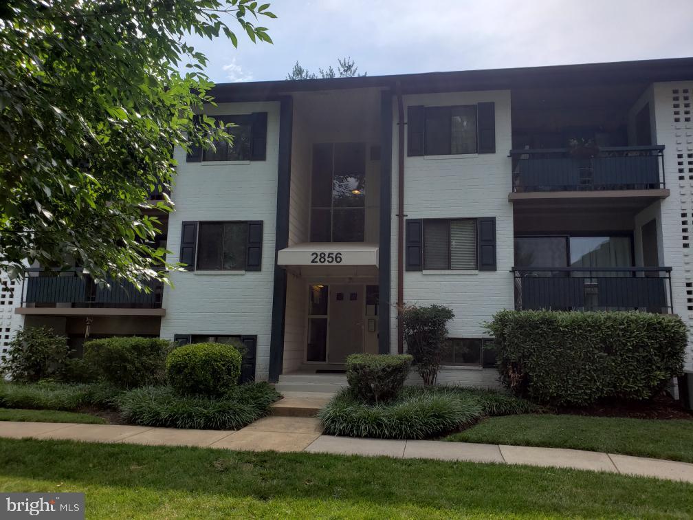 2856 Dover Lane - Photo 1