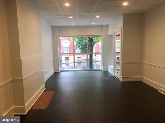 214 King Street - Photo 1