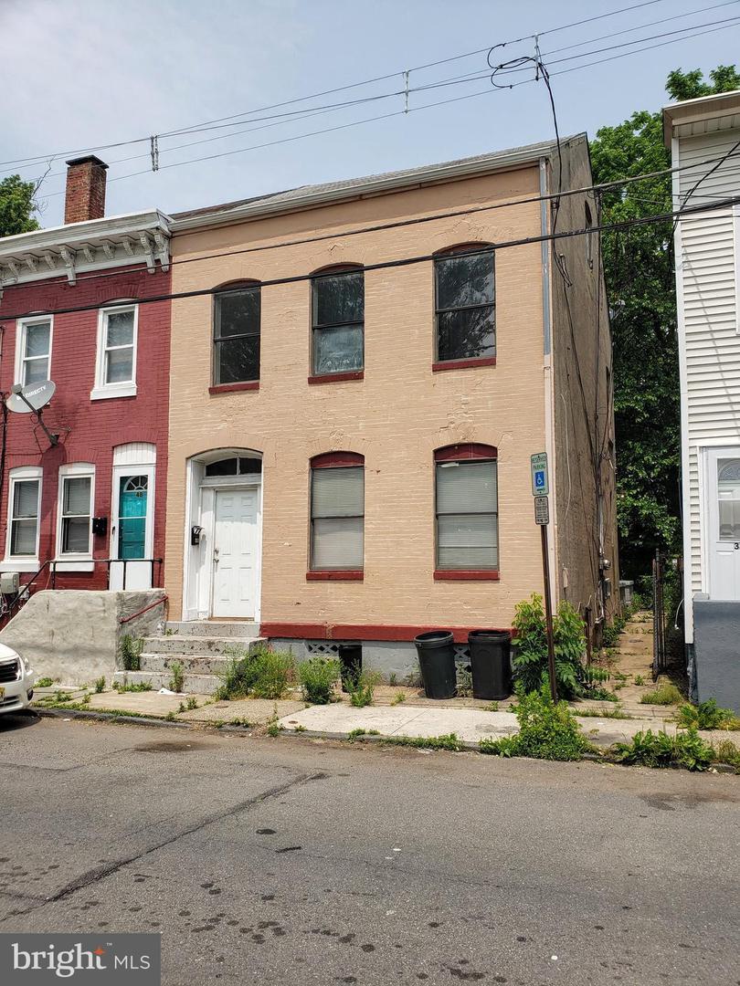 46 New Rose Street - Photo 1