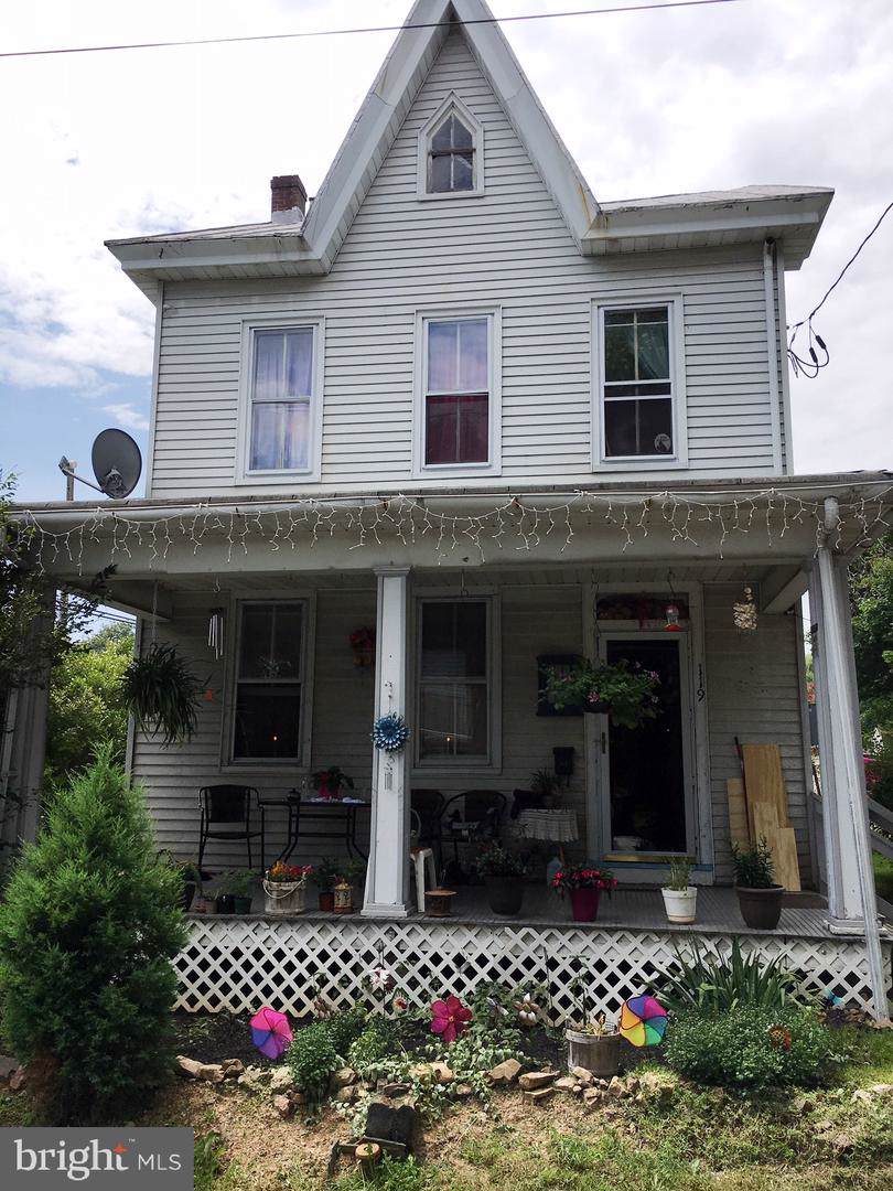 119 Perry Street - Photo 1