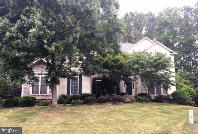 8 Torey Court - Photo 1