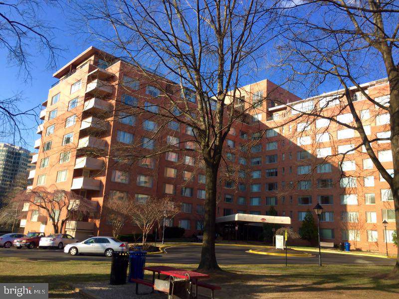 1111 Arlington Boulevard - Photo 1