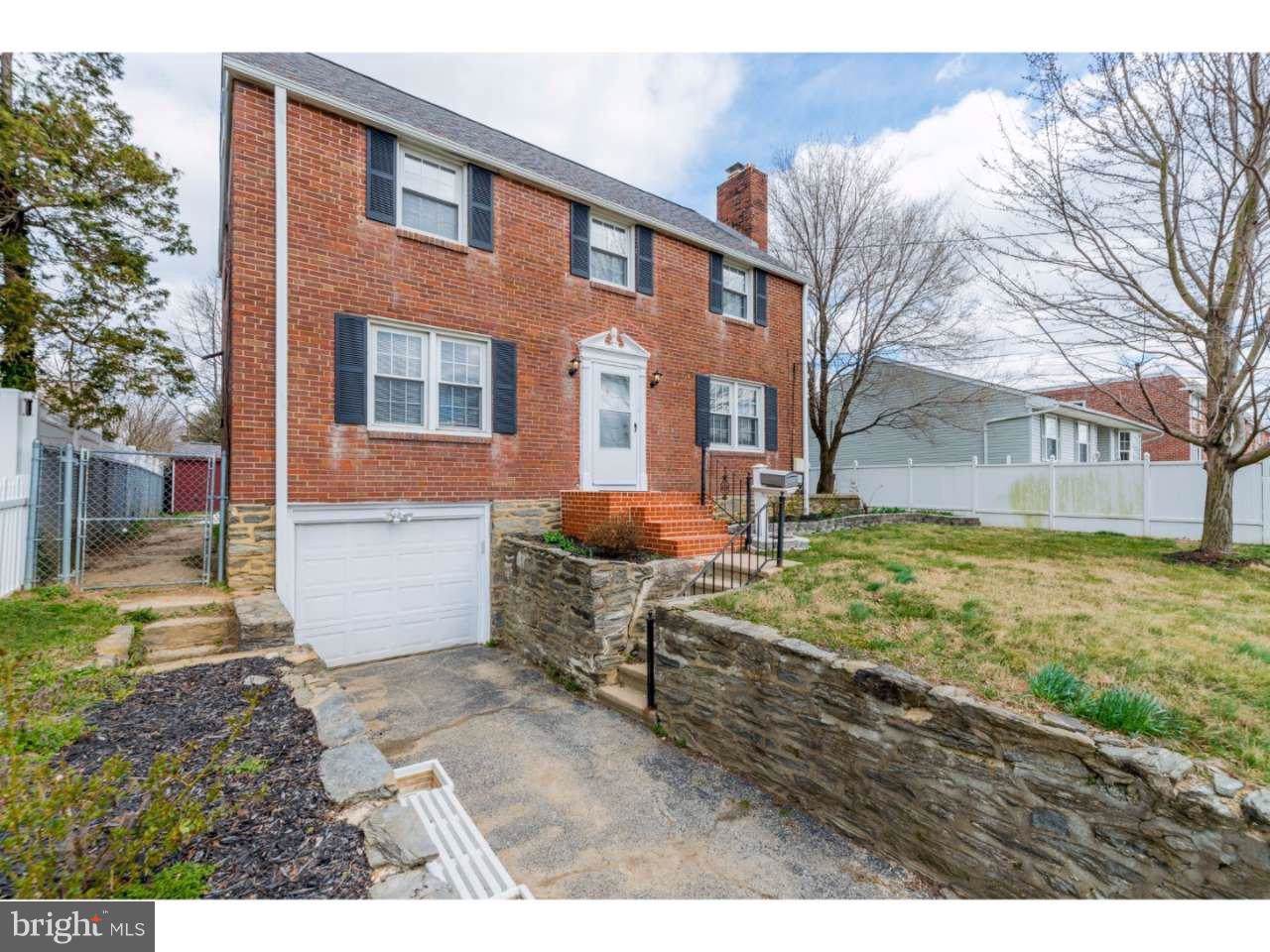 303 Pyramid Avenue - Photo 1