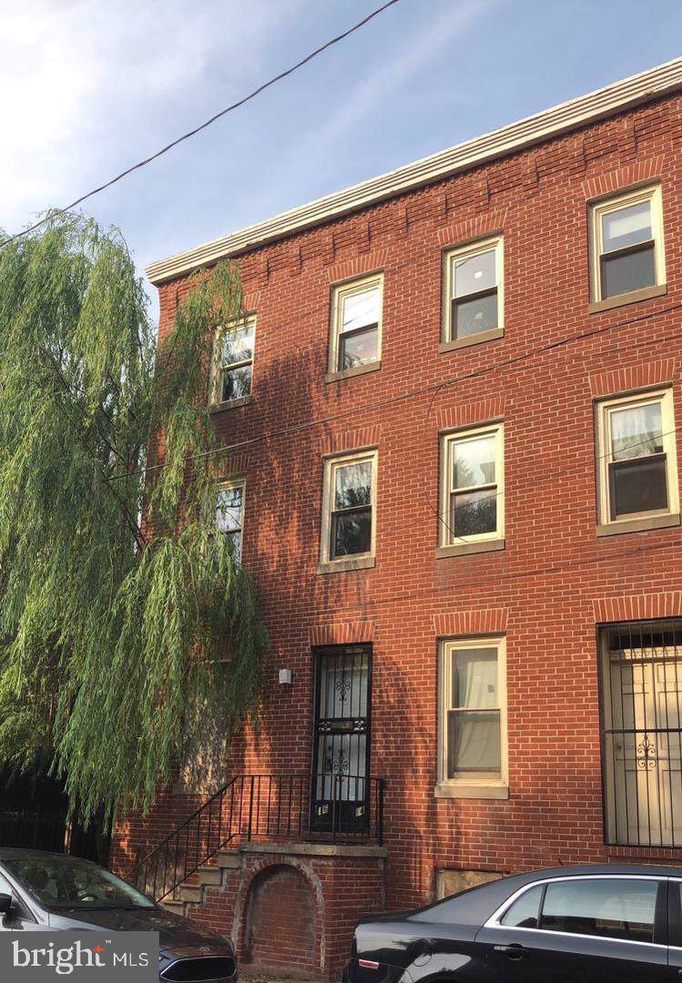 516 Warner Street - Photo 1