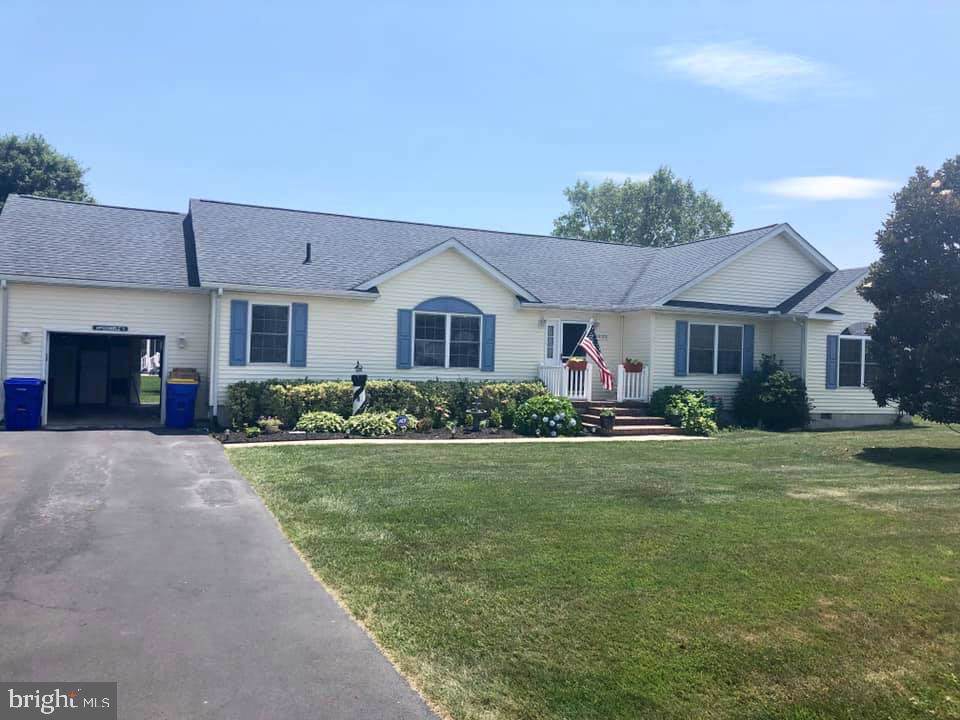 38446 Milda Drive - Photo 1
