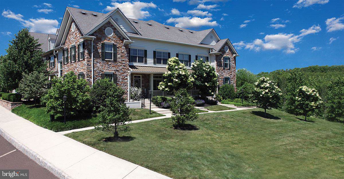 816 Ridgeview Court - Photo 1