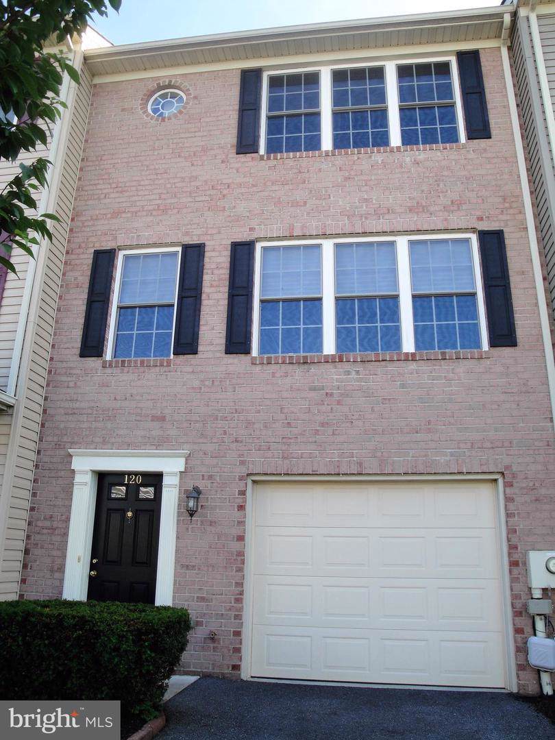 120 Casteel - Photo 1
