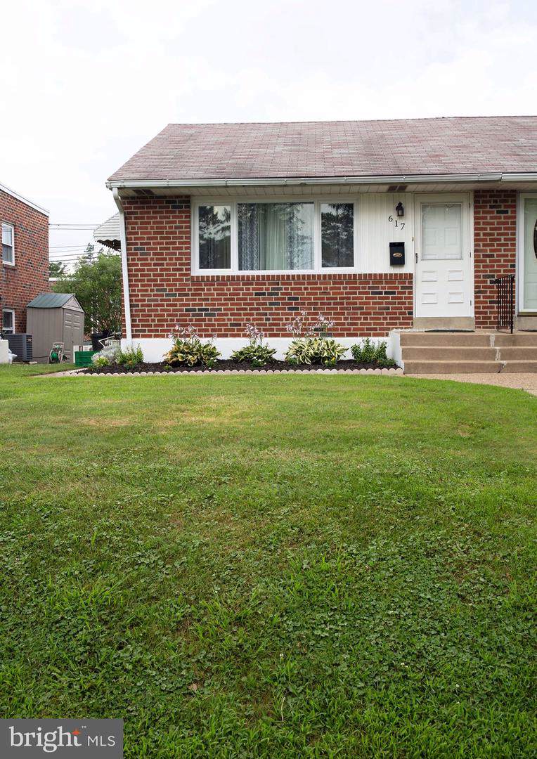 617 6TH Avenue - Photo 1