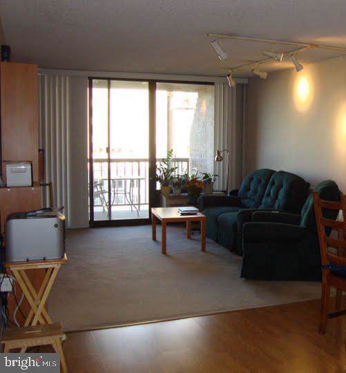 241 6TH Street - Photo 1