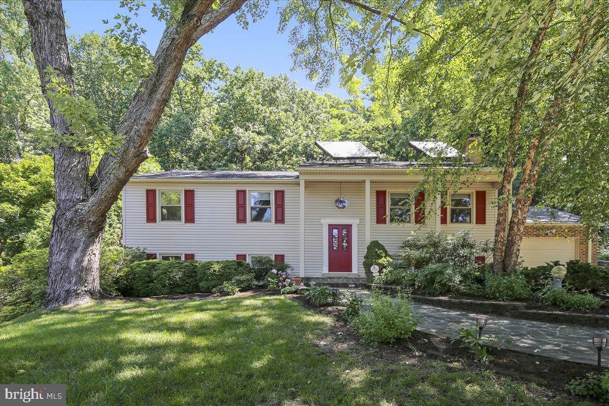 6803 Lamp Post Lane - Photo 1
