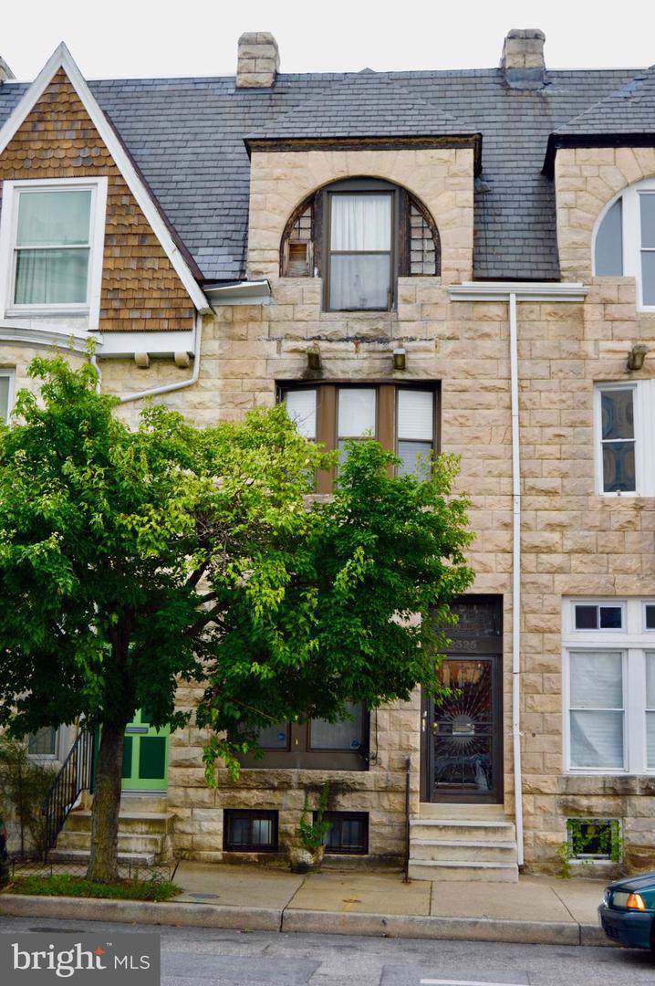 2325 Calvert Street - Photo 1