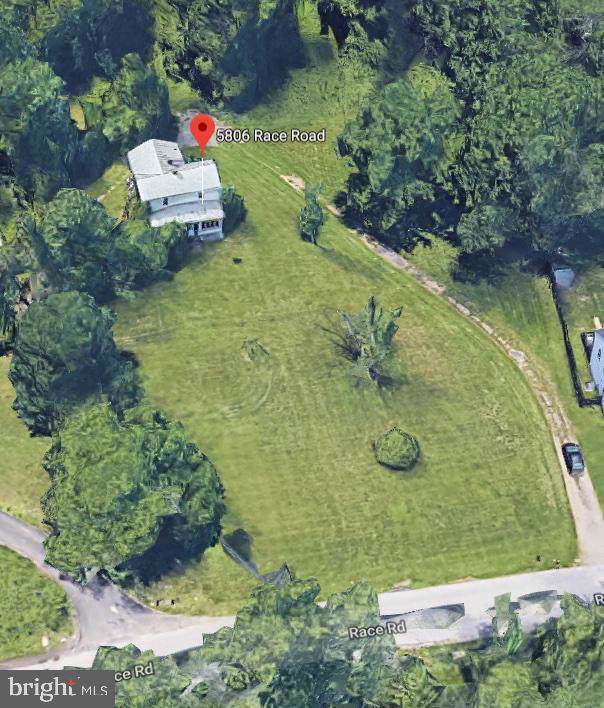 5806 Race Road - Photo 1