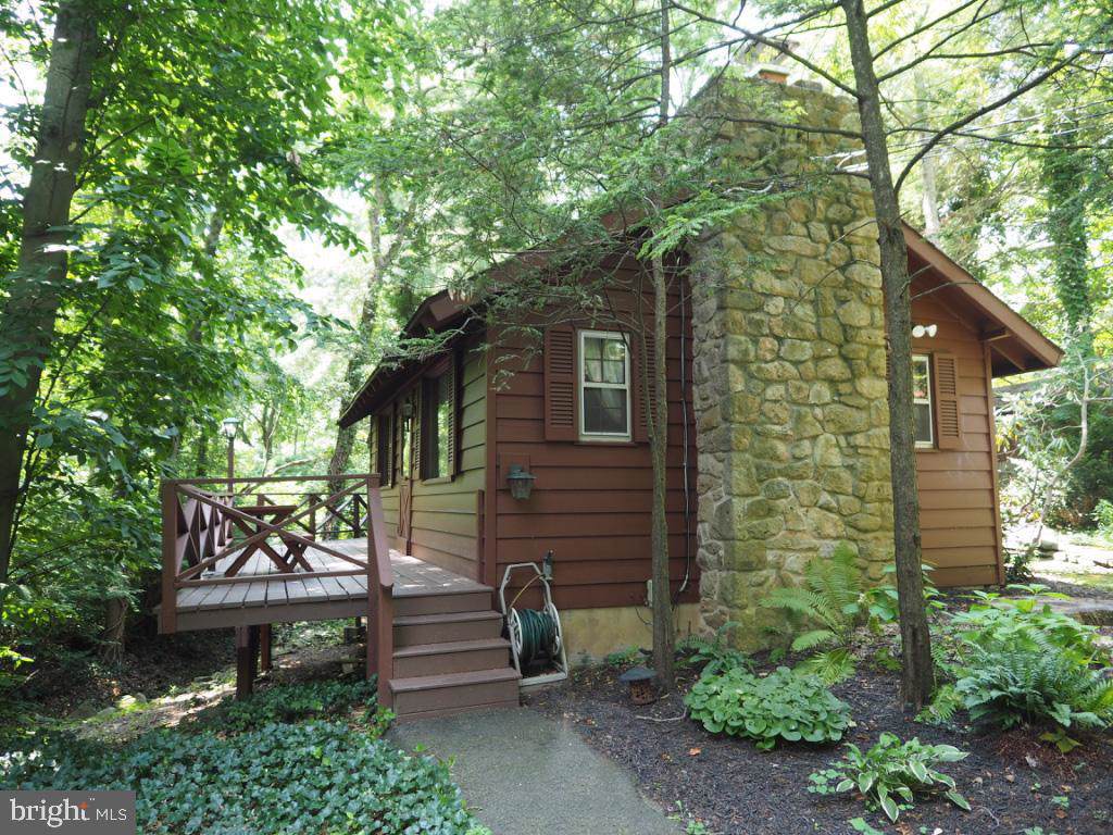 517 Windover Road - Photo 1