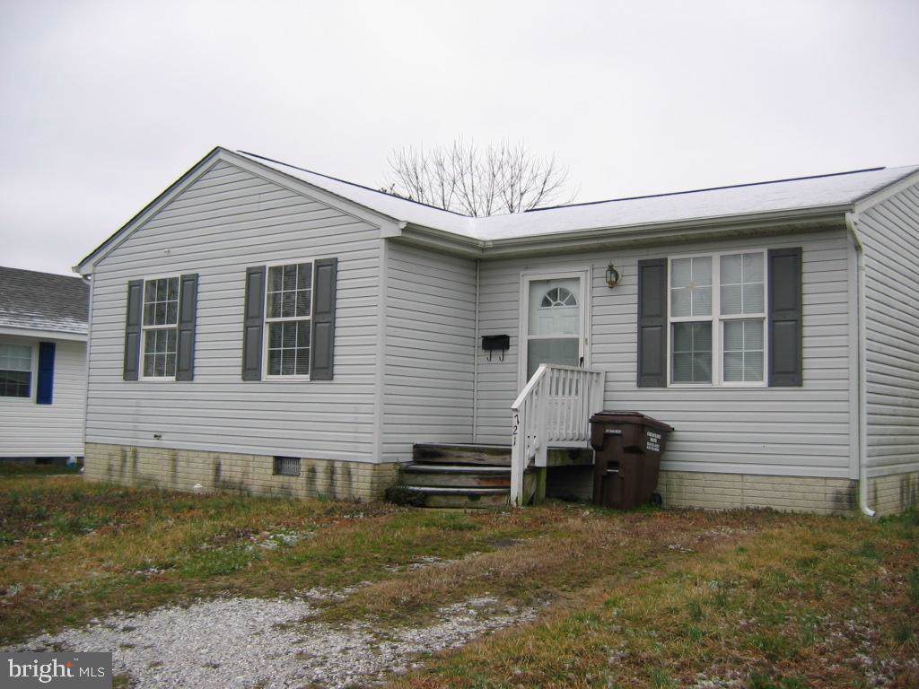 721 Rosemont - Photo 1 721 Rosemont - Photo 1