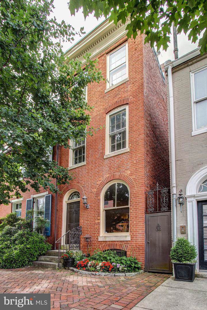 103 Montgomery Street - Photo 1