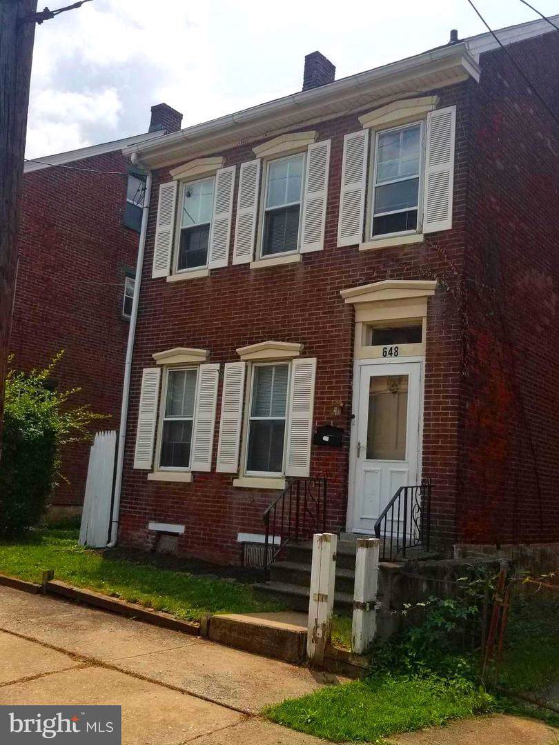 648 Walnut Street - Photo 1 648 Walnut Street - Photo 1