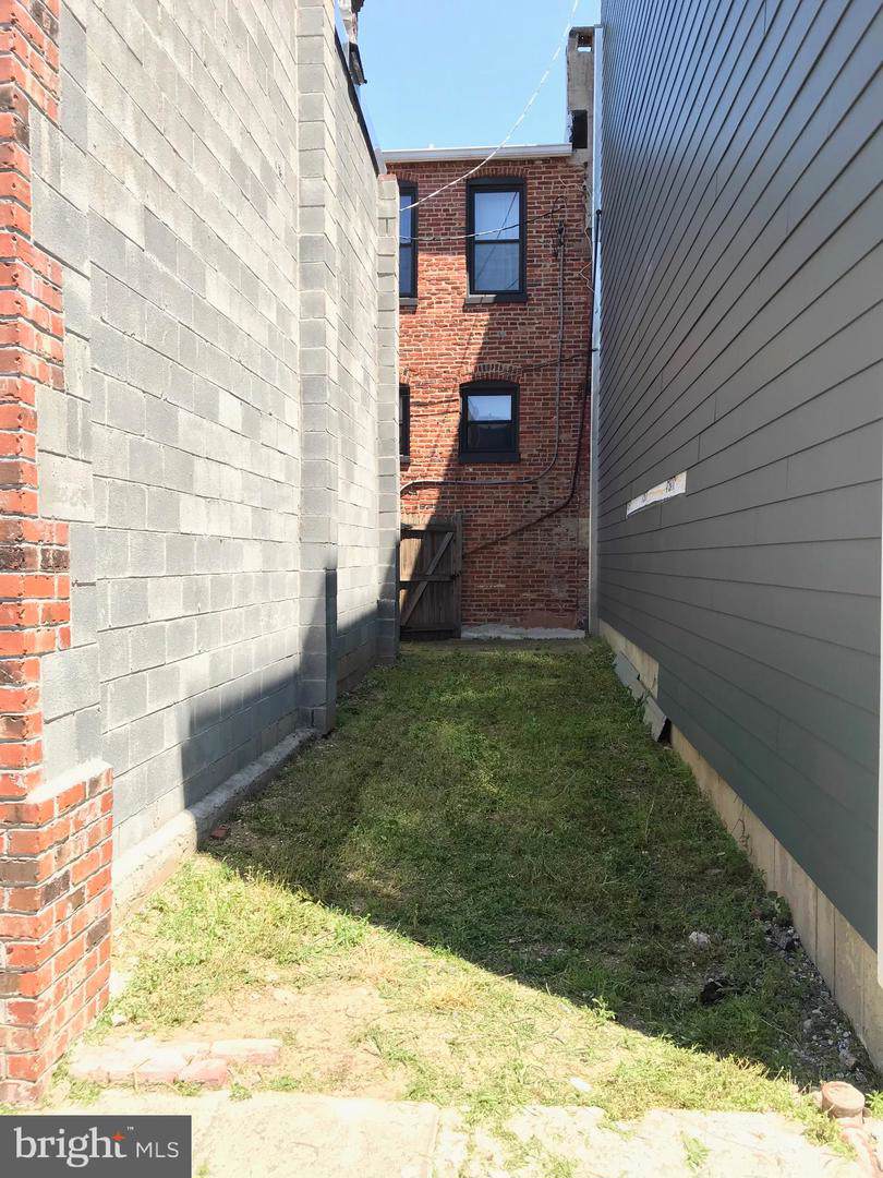 1001 Belnord Avenue - Photo 1