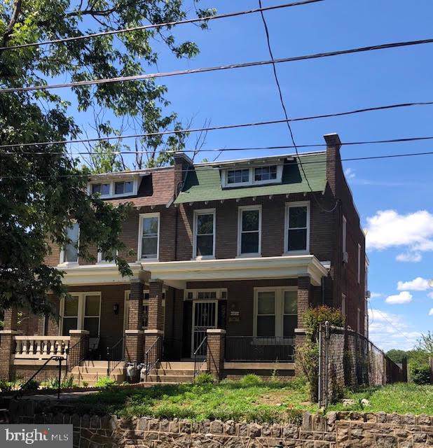 2914 P Street - Photo 1