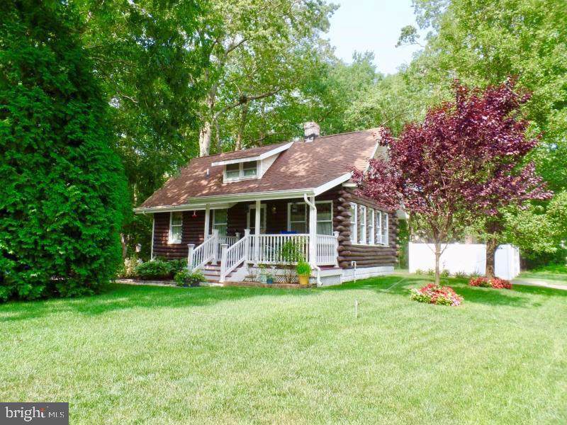 11 Hawk Avenue - Photo 1