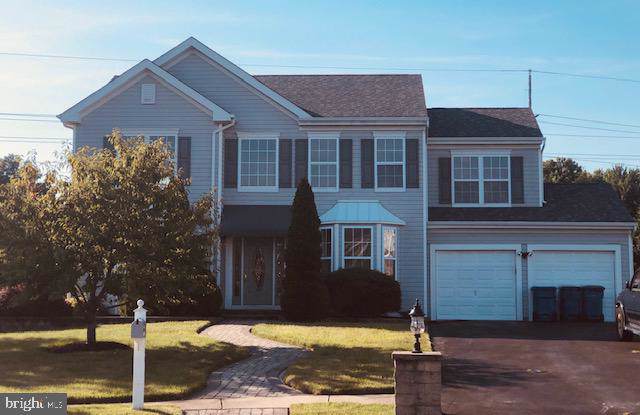 204 Waterview Drive - Photo 1
