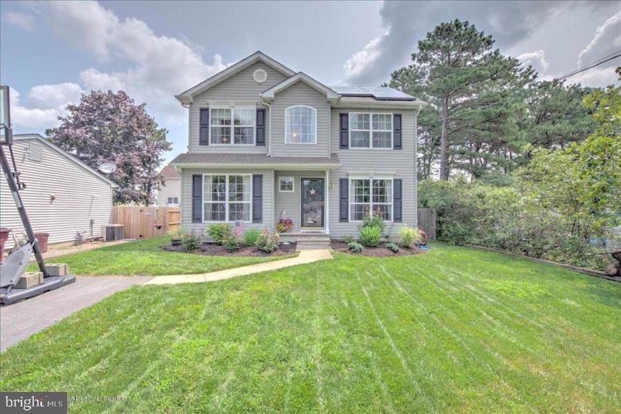 143 Grand Central Parkway - Photo 1