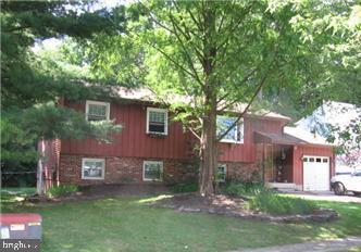 102 Golfview Drive - Photo 1