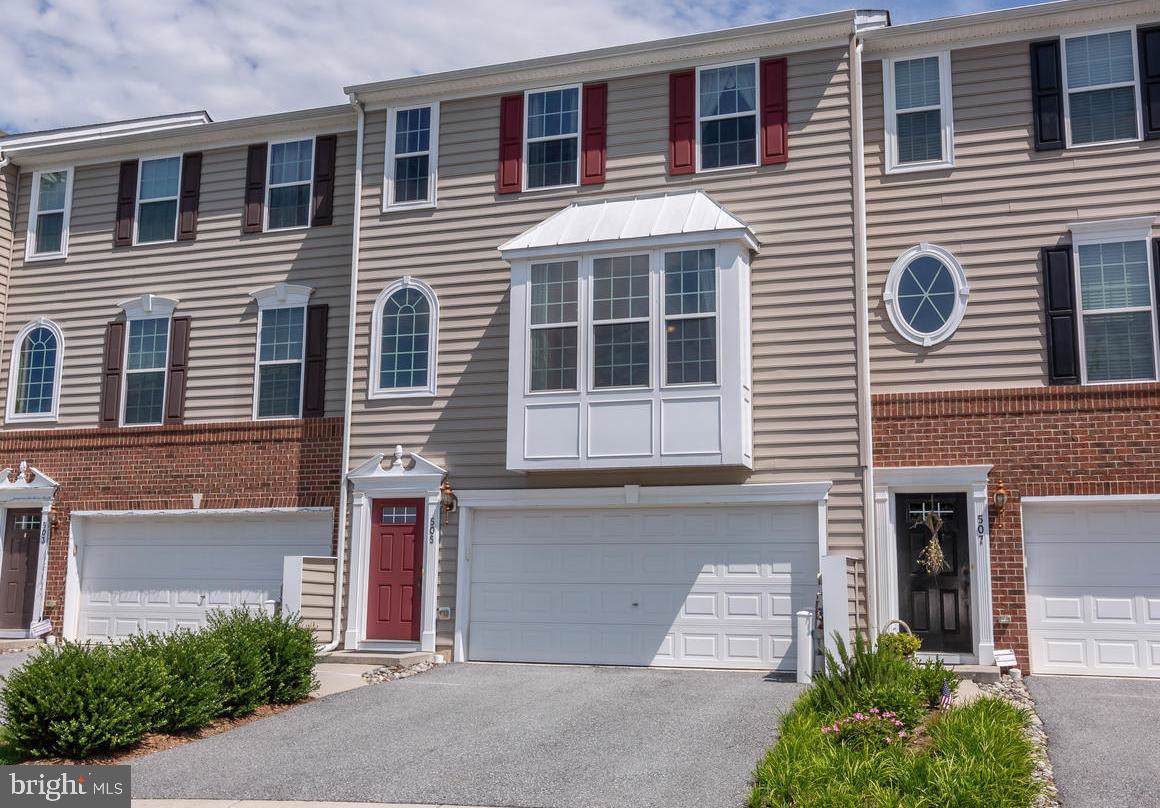 505 Corn Husk Way - Photo 1