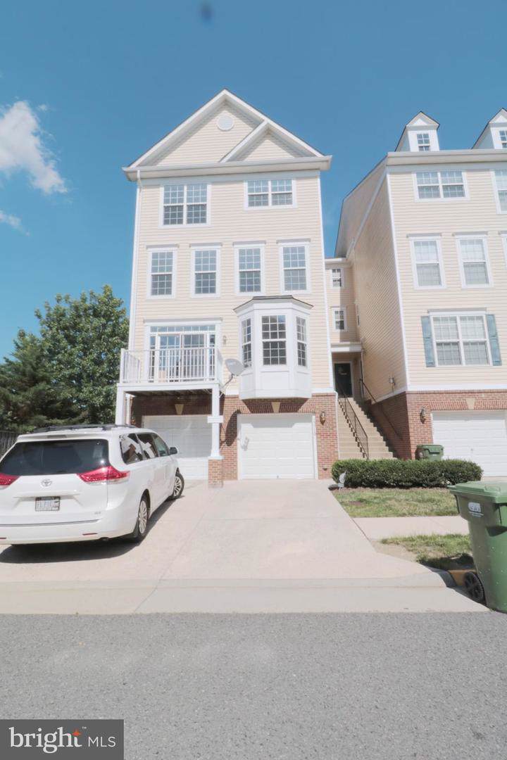 13710 Venturi Lane - Photo 1