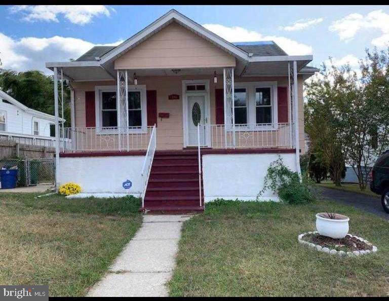 2809 Hemlock Avenue - Photo 1