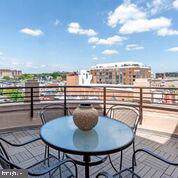 1310 U St - Photo 1