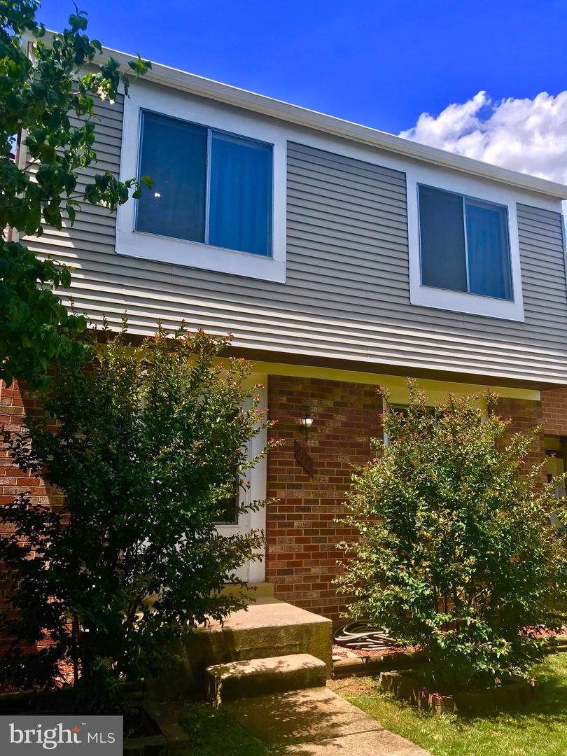 8776 Victory Court - Photo 1
