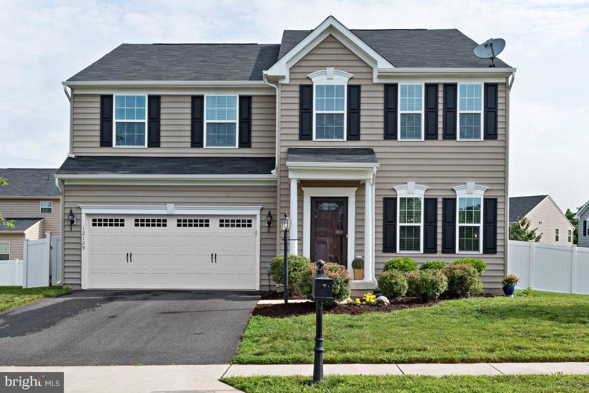 12129 Majestic Place - Photo 1