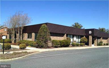 505 Dutchmans Lane - Photo 1