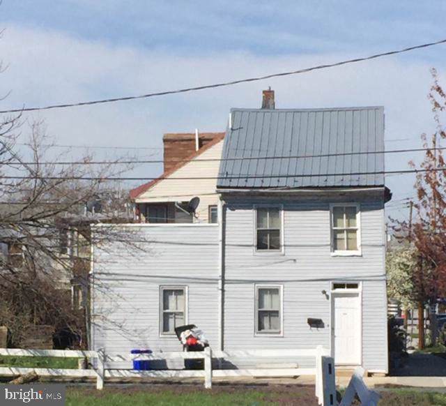1336 4TH Street - Photo 1