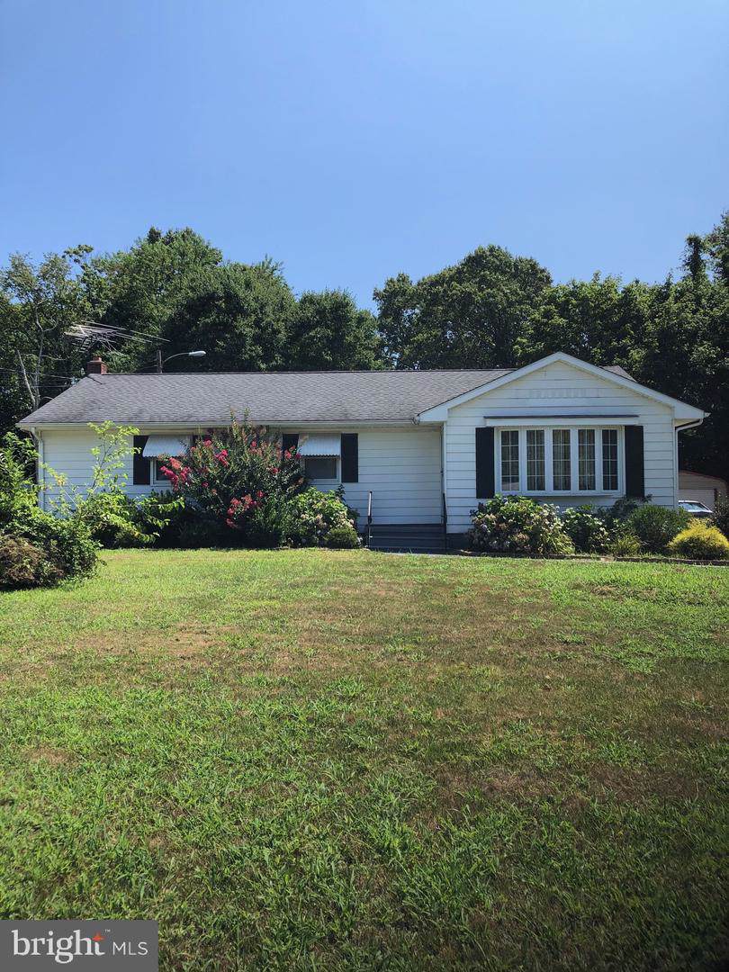 1 Waldens Drive - Photo 1