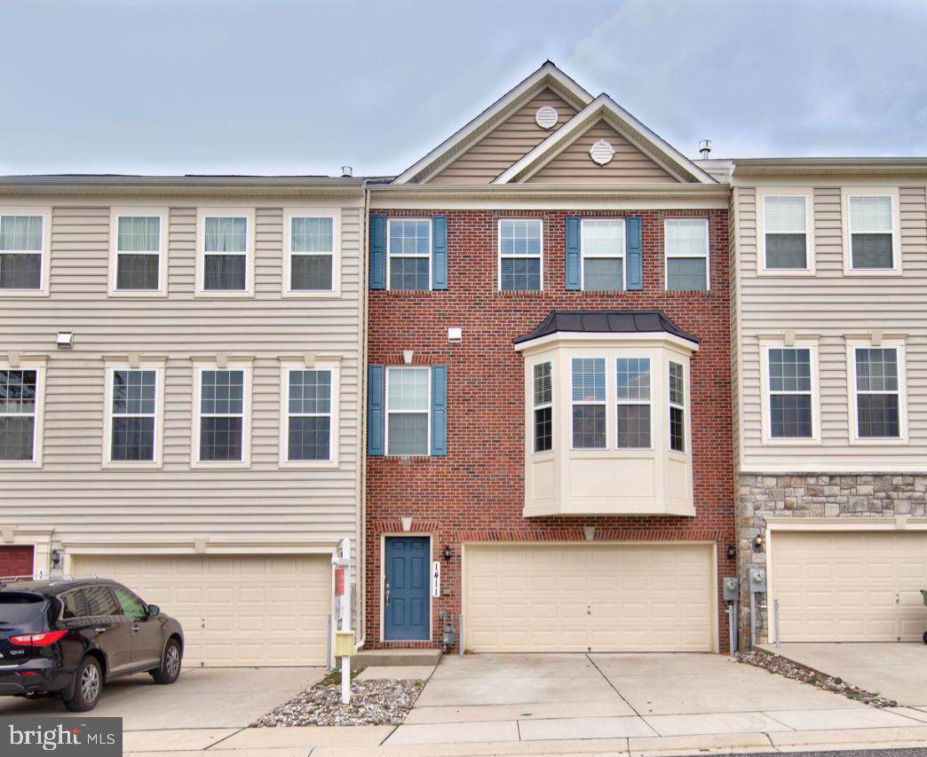 1411 Livingston Square - Photo 1