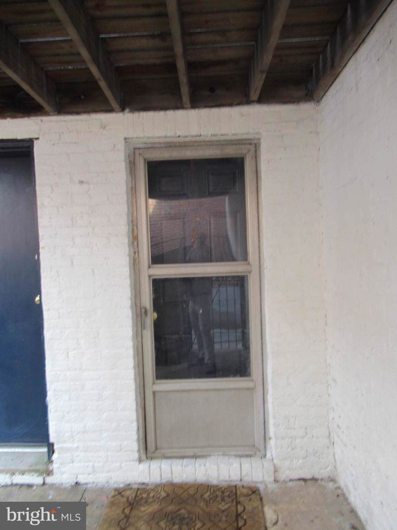 1020 Light Street - Photo 1