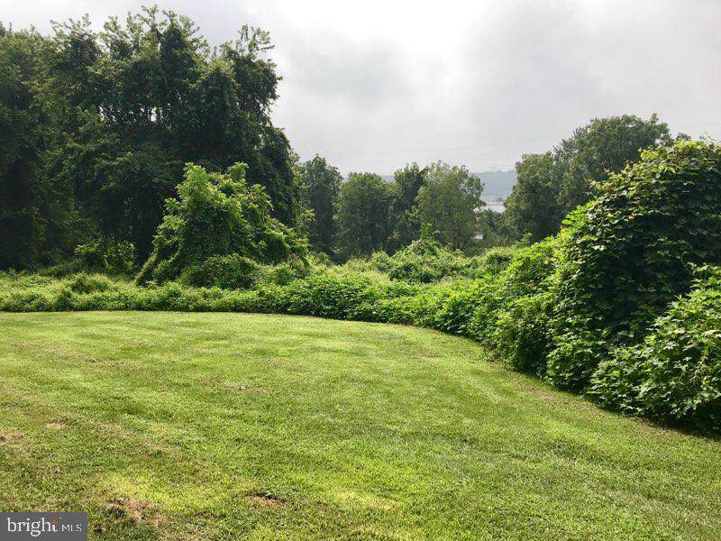 3852 Upper Valley Road - Photo 1