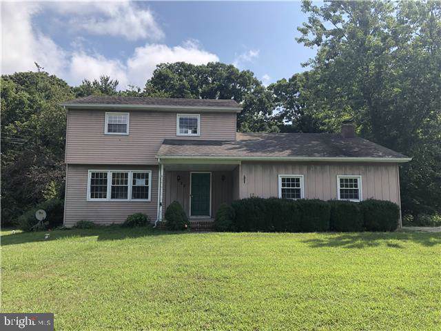 20 Meadow Wood Drive - Photo 1