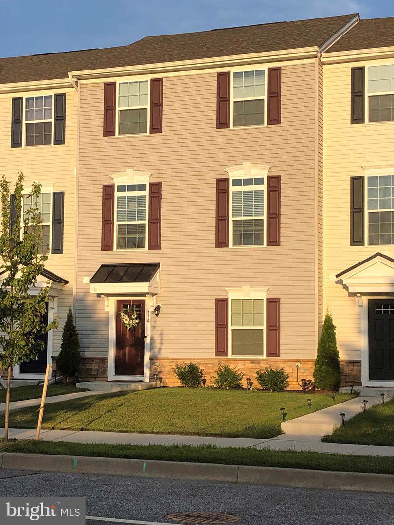 114 Merrimac Avenue - Photo 1