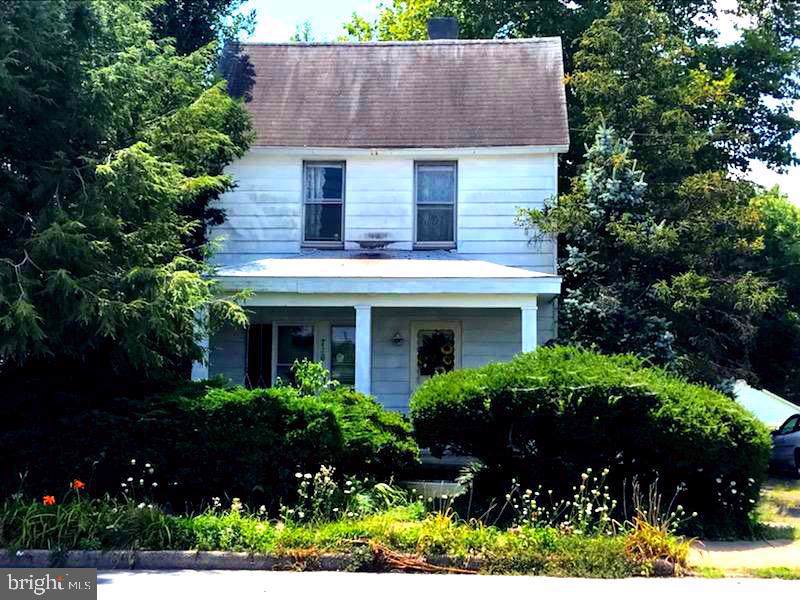 726 Forrest Street - Photo 1