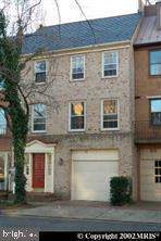 104 Princess Street - Photo 1