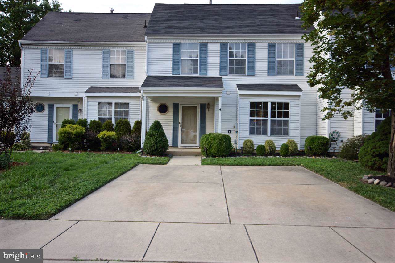 4 Jamie Court - Photo 1