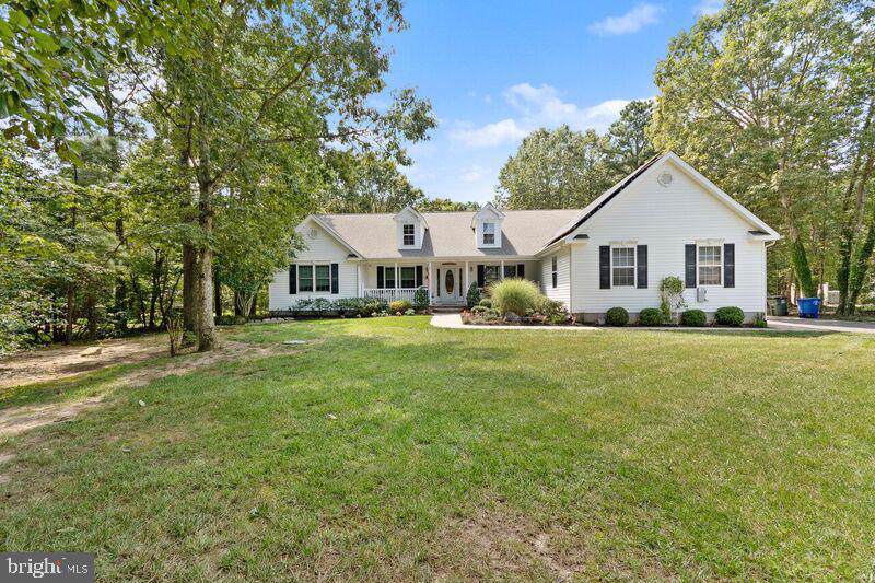555 Lantern Way - Photo 1