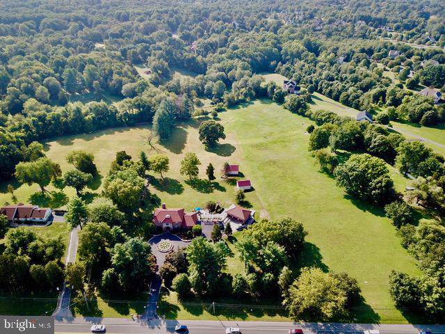 13608 Darnestown Road - Photo 1