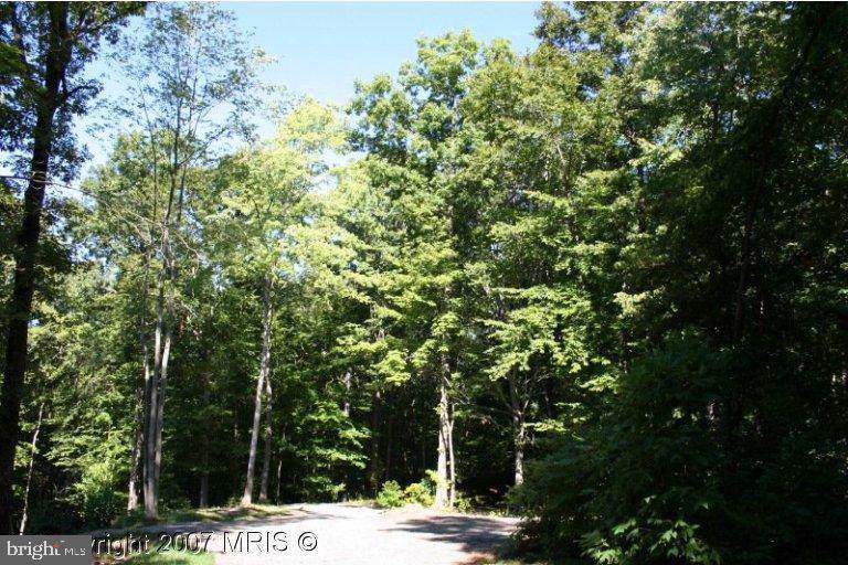 26 Linden Dr. - Photo 1 26 Linden Dr. - Photo 1
