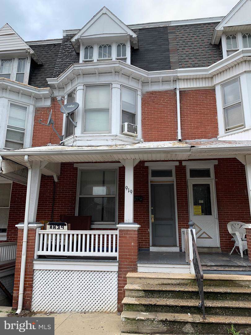919 Princess Street - Photo 1